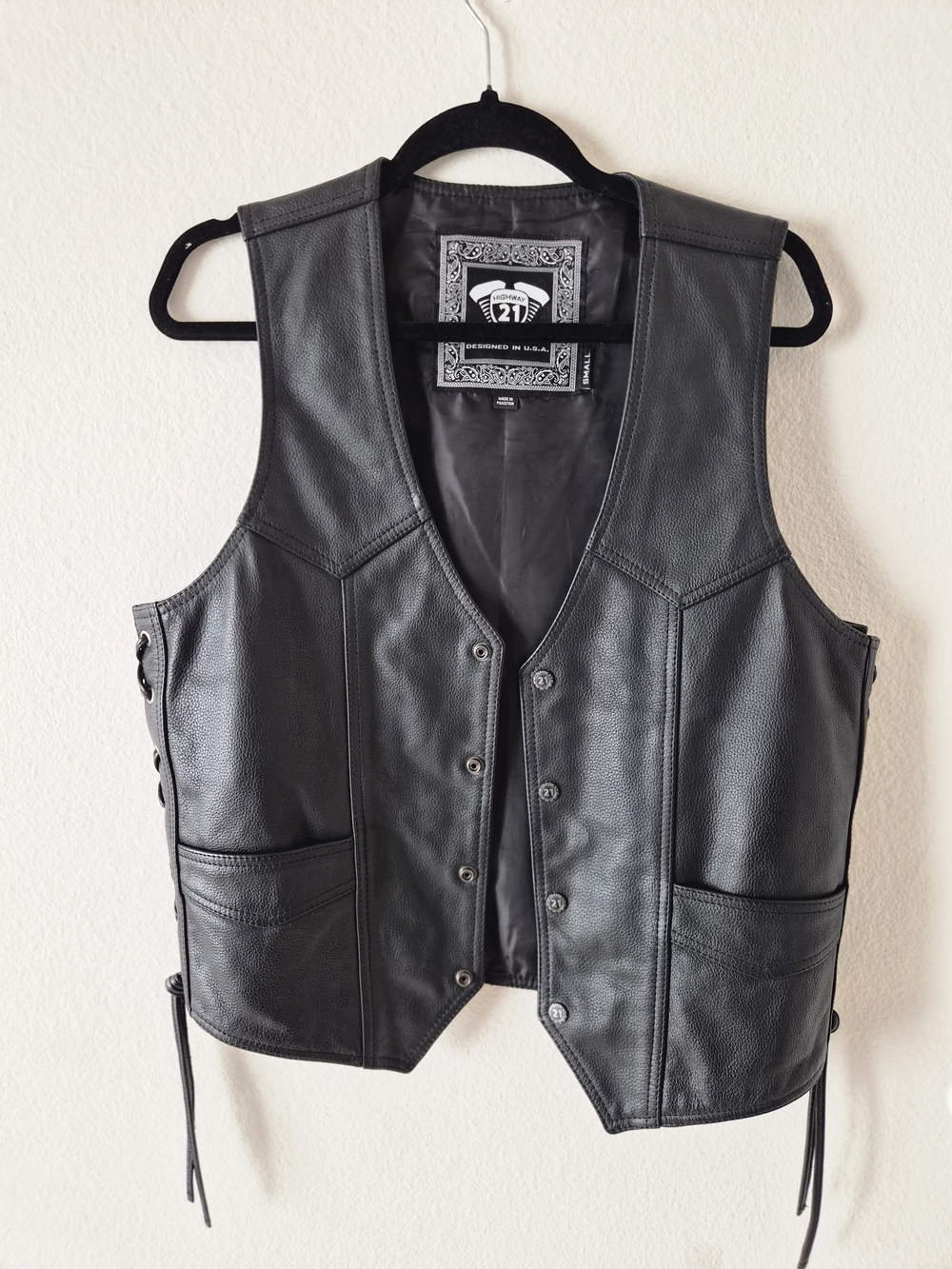 Mens Small Genuine Black Leather Highway 21  Motorcycle Vest
